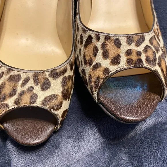 Ivanka Trump Leopard Print Peep Toe Wedge Leather Shoe Size 9 1/2 Leelas - Picture 9 of 10